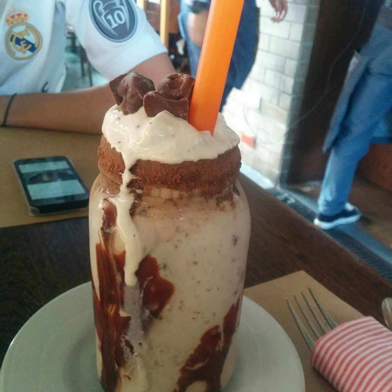 Malteada de Nuggets de Milo