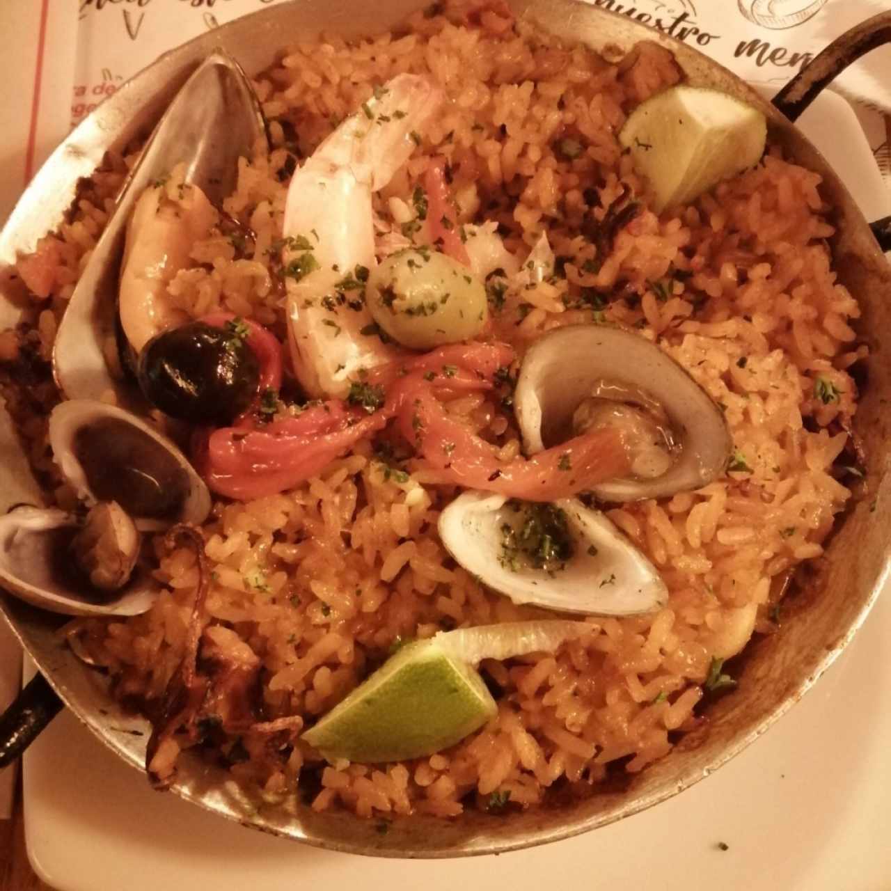Paella marinera