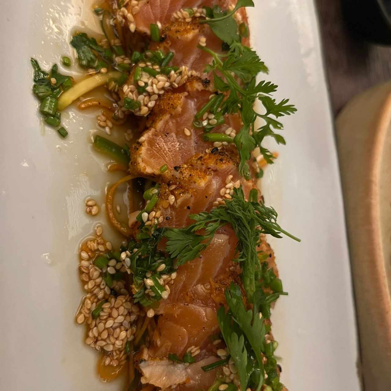 Salmon tataki 