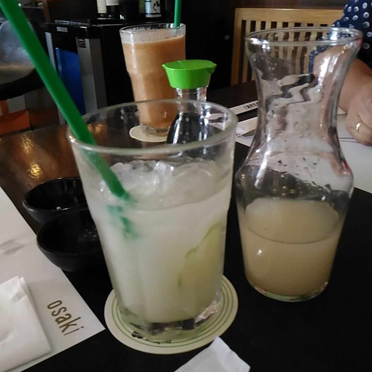 Refresco de limón y lichees