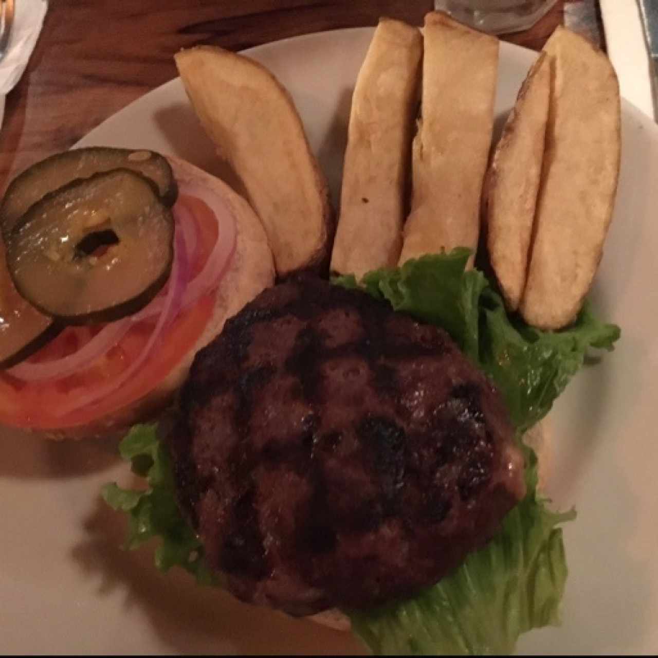 juicy lucy (Rellena de queso cheddae y jalapeño)