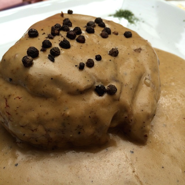 Steak pimienta