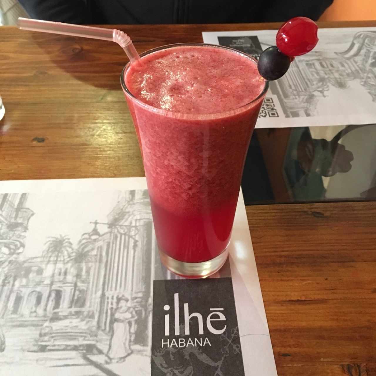 Jugo de frutos rojos