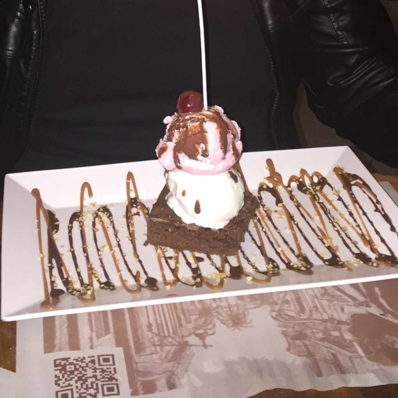 brownie con helado de cumple..