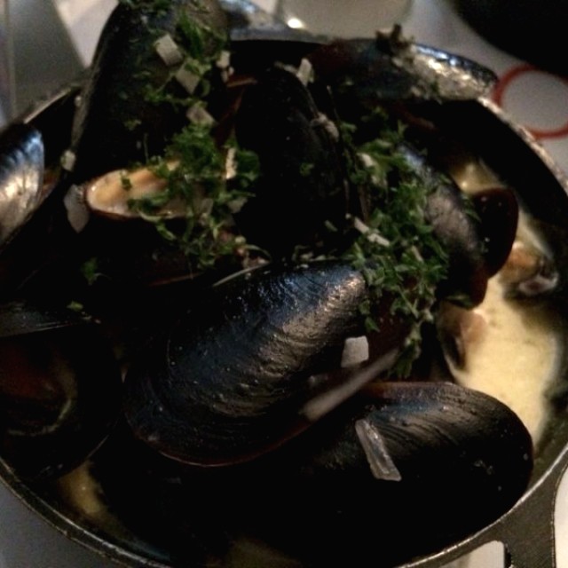 Caldereta Mejillones al queso azul