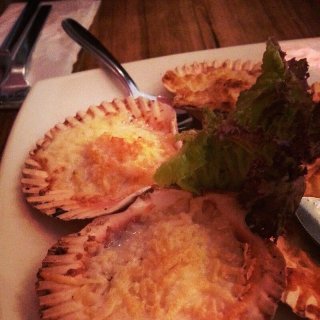 Scallops parmesano