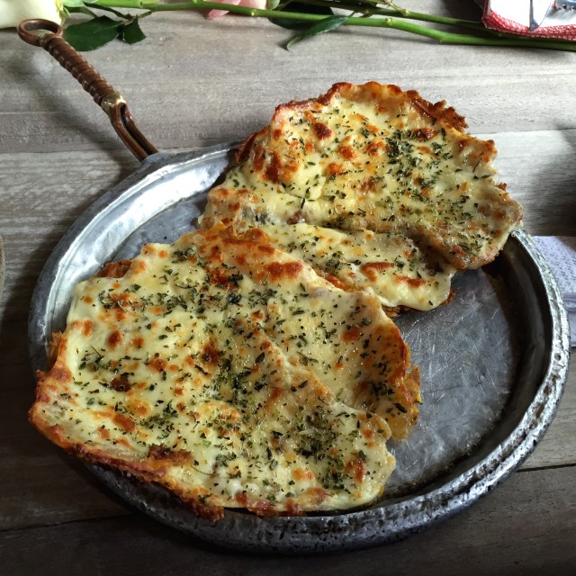 Patacones con queso