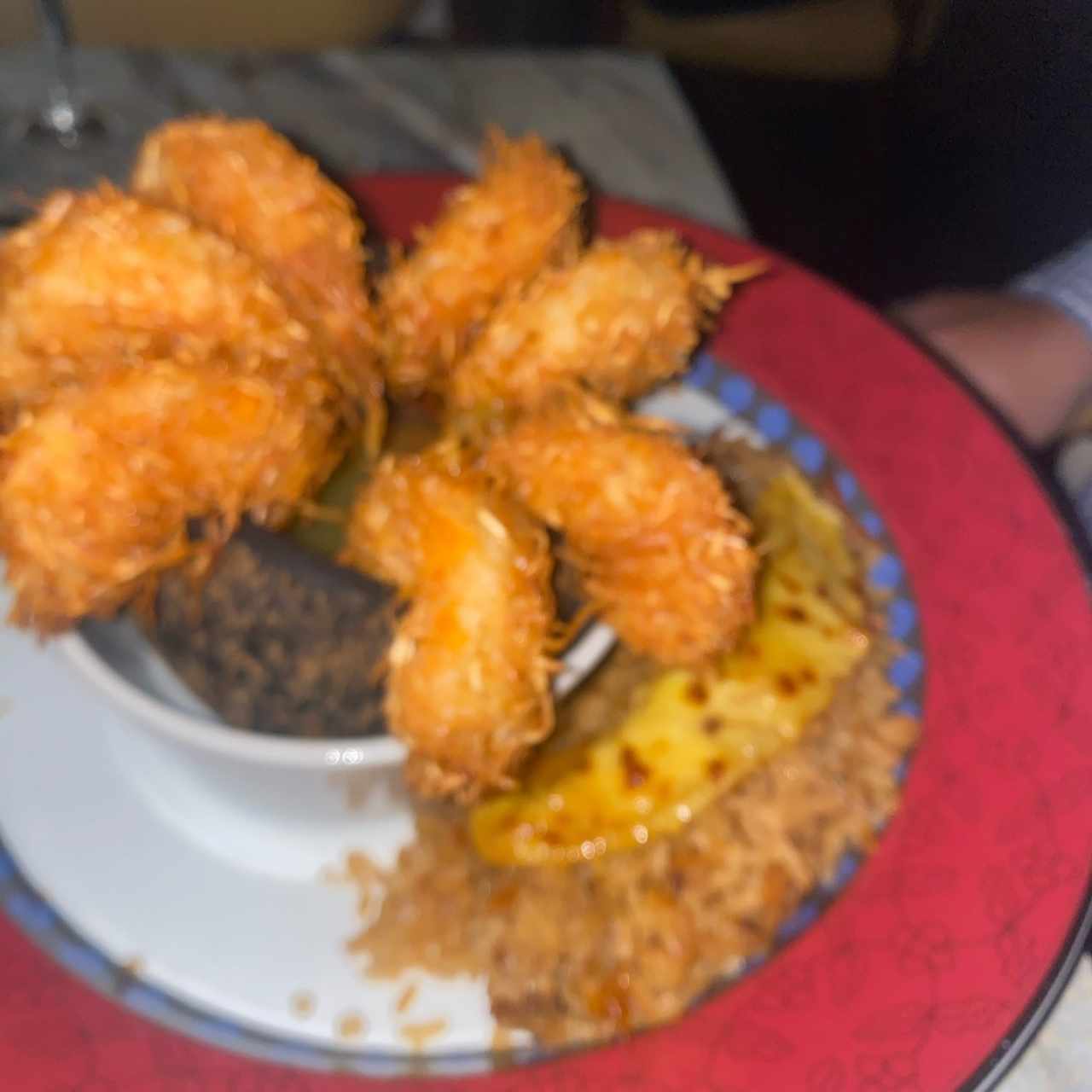 Camarones en costra de coco