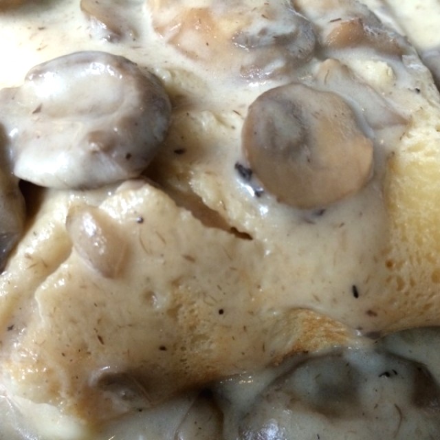 Pollo con champiñones