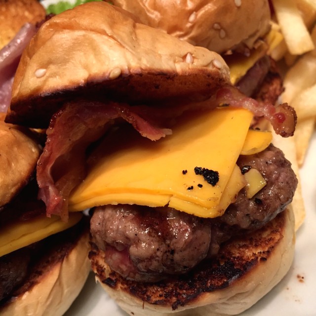 Mini burgers