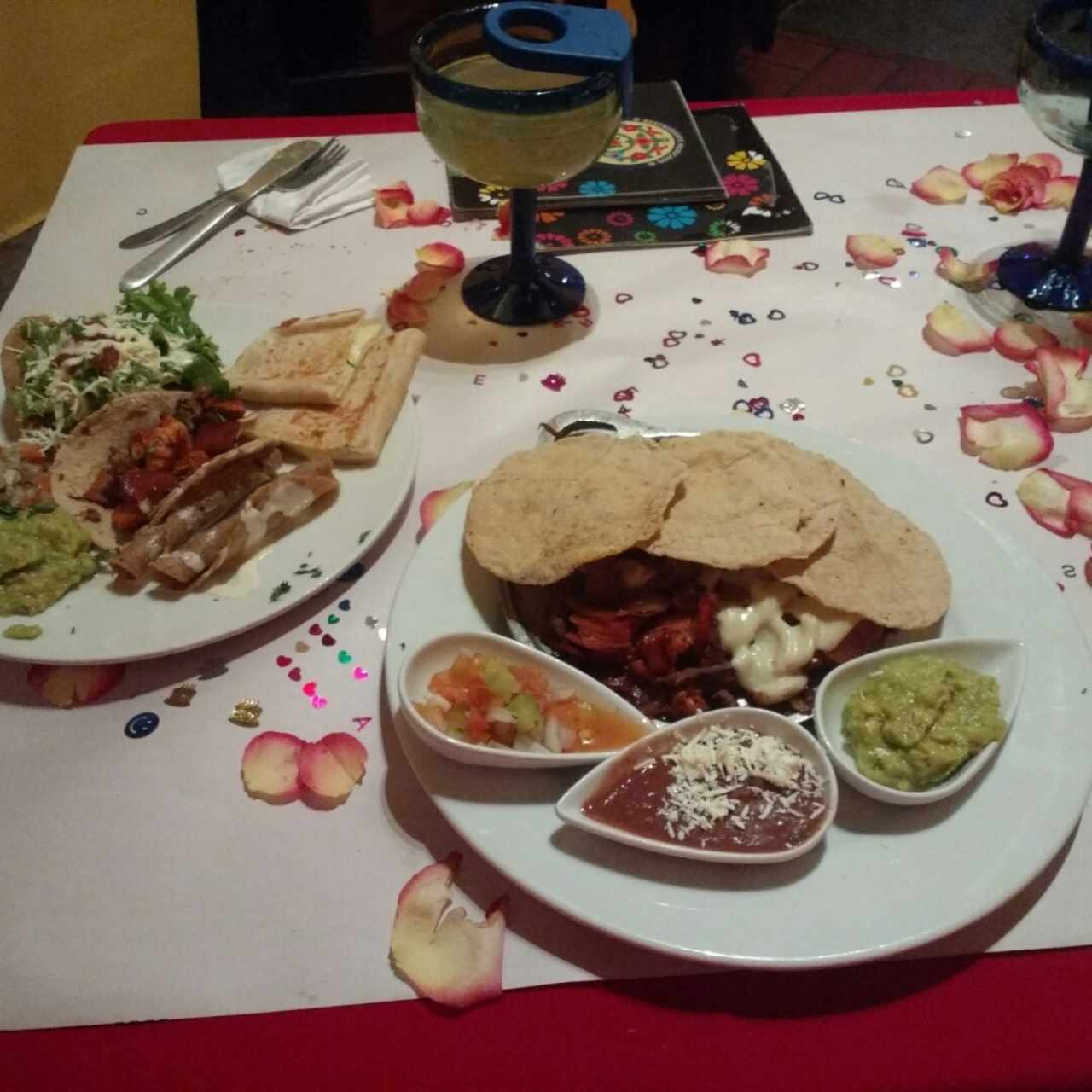 Alambre Mixto -a la derecha-