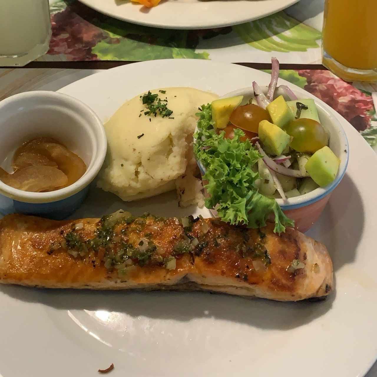 salmon con pure 