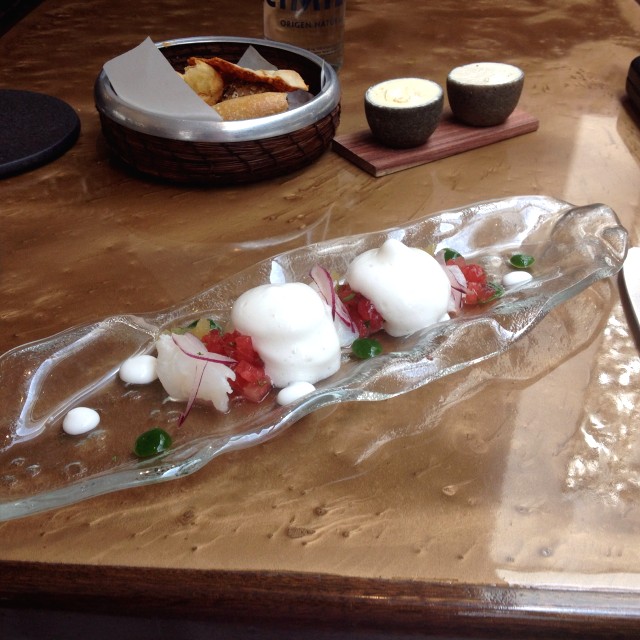 Ceviche de Pez de León con espuma de Guanábana
