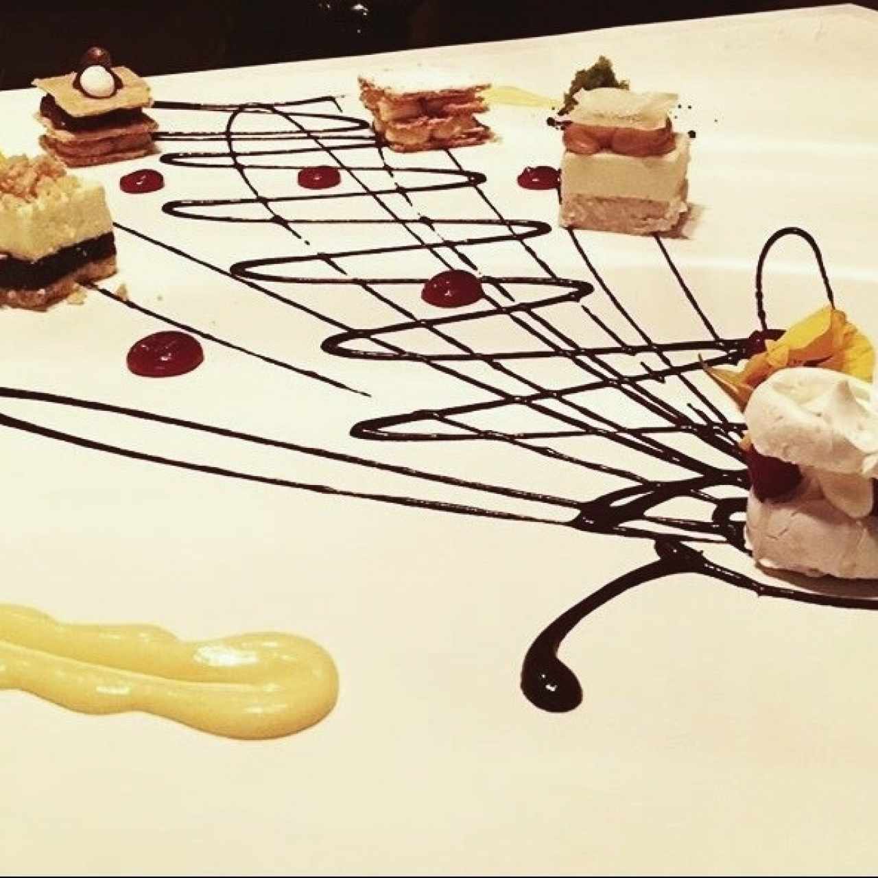 Postre Criterion Nuevo Concepto (2 Personas)