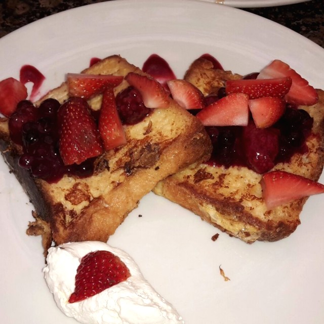Tostadas frutos rojos