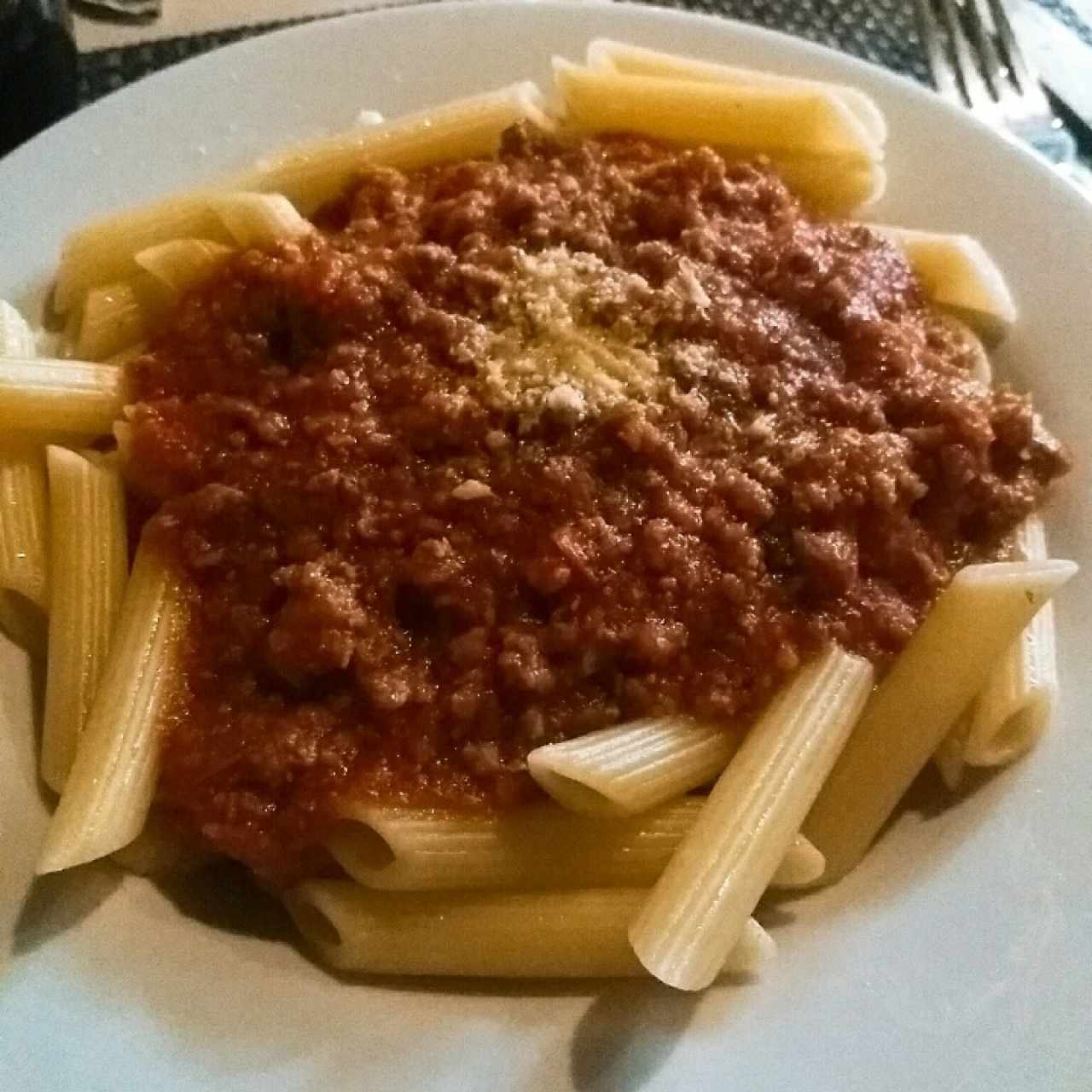 penne bolognese