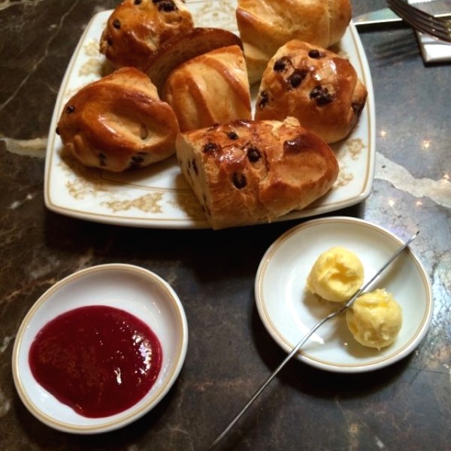 Canasta de pan (desayuno)