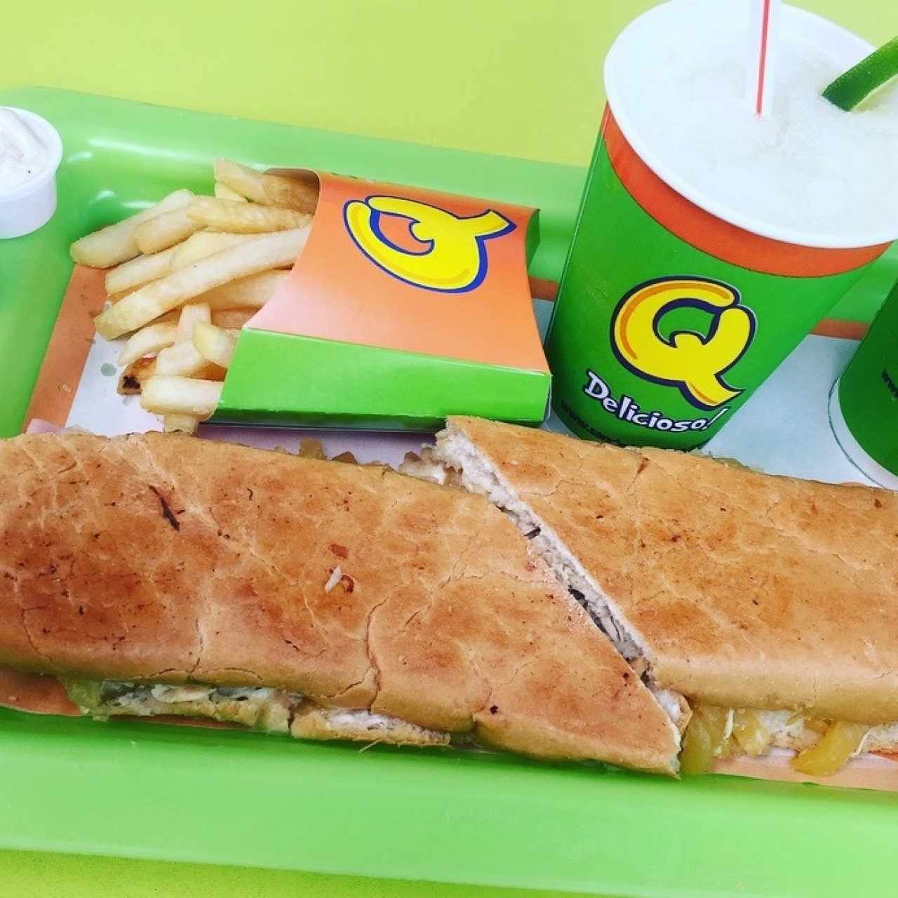 sandwich hawaiano con adicion de pollo 