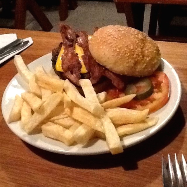 Hamburguesa con tocineta