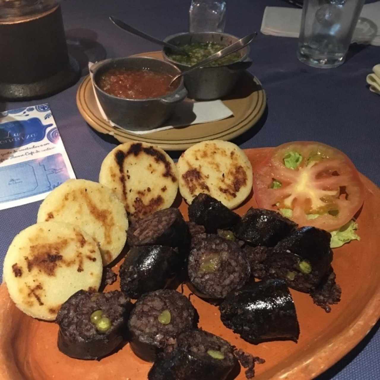 entrada de arepa con morcilla