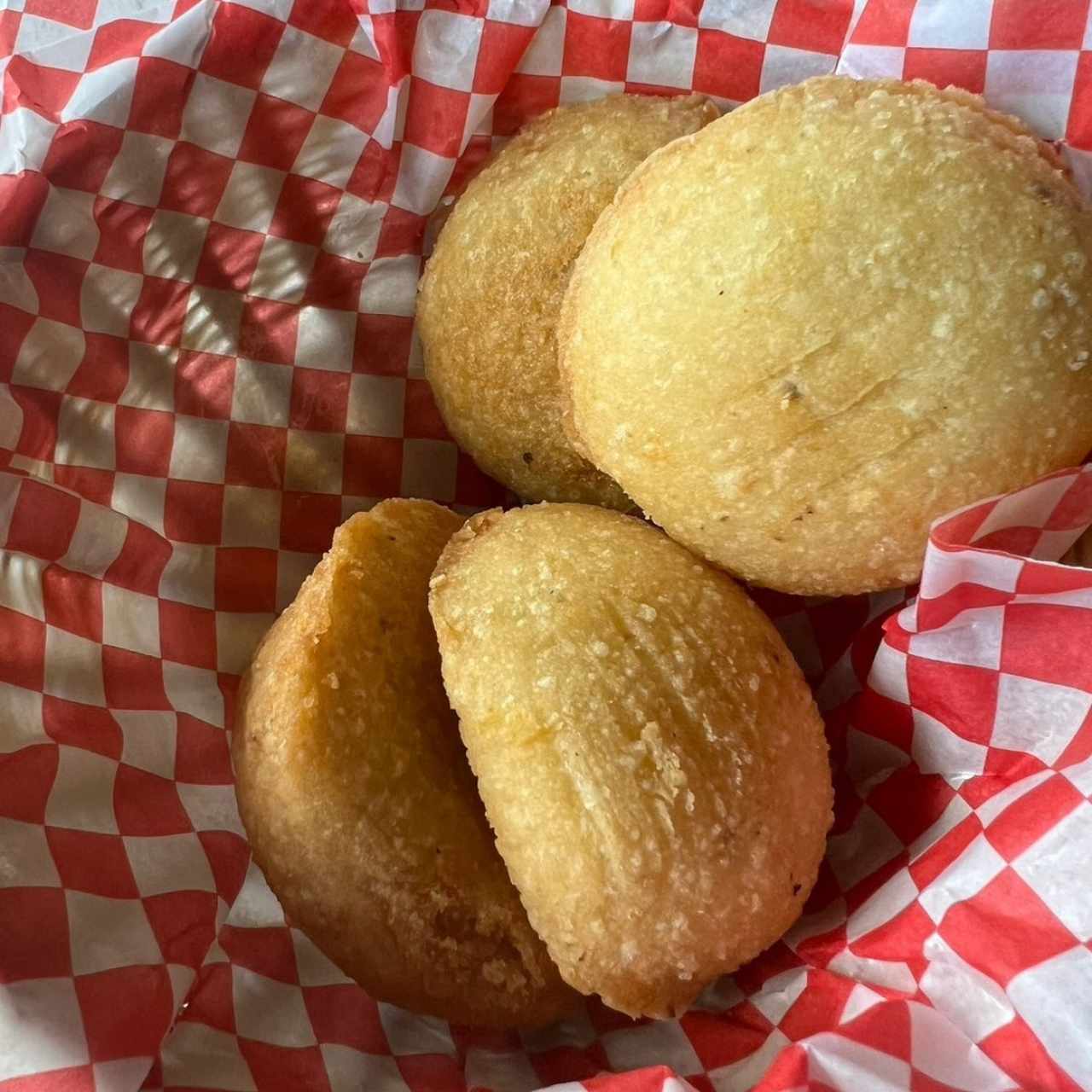 empanadas de queso y carne