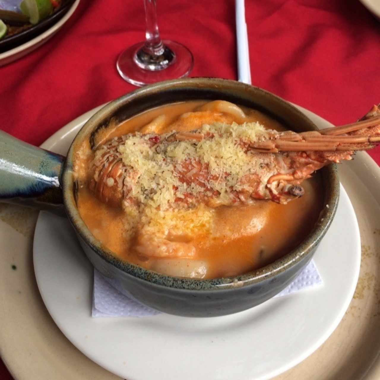 Cazuela con Langosta