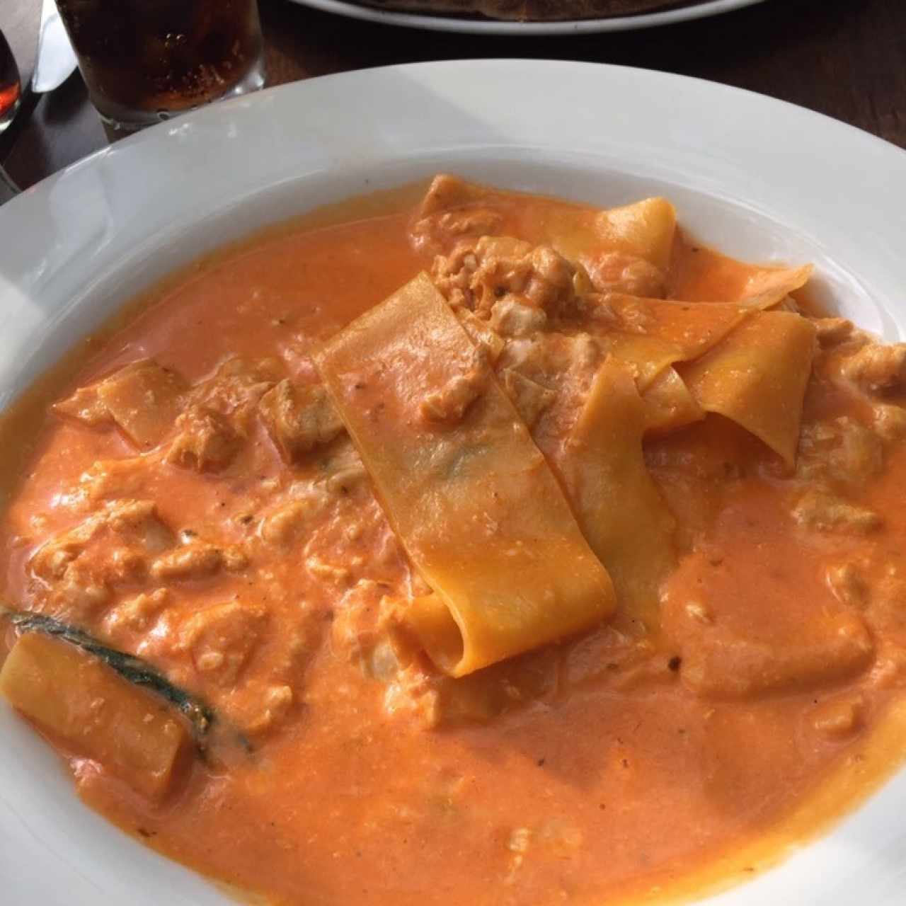 Pasta pappardelle al telefono (no tiene el mejor aspecto, pero estaba divina) 