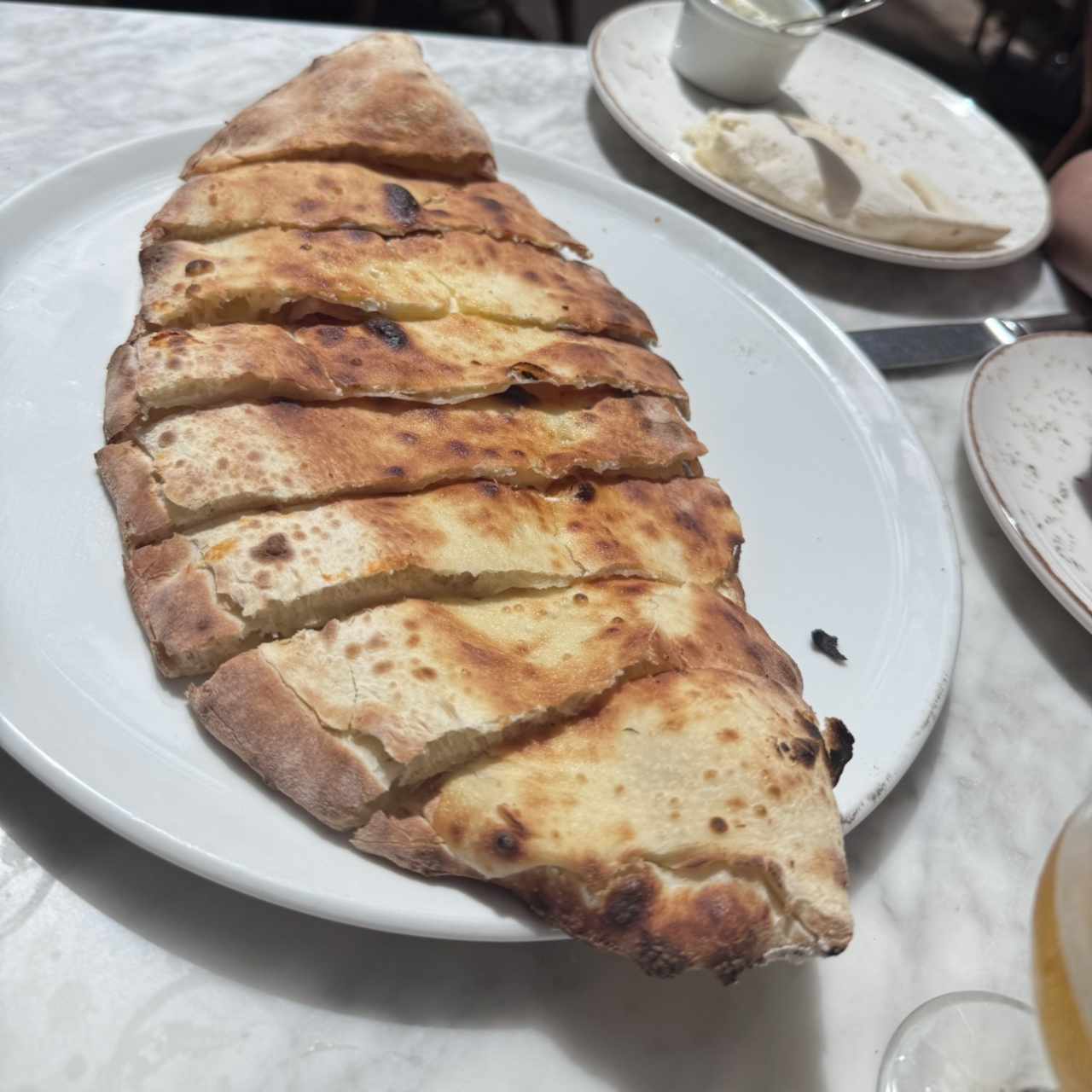 Focaccia prosciutto & aceite de trufas 
