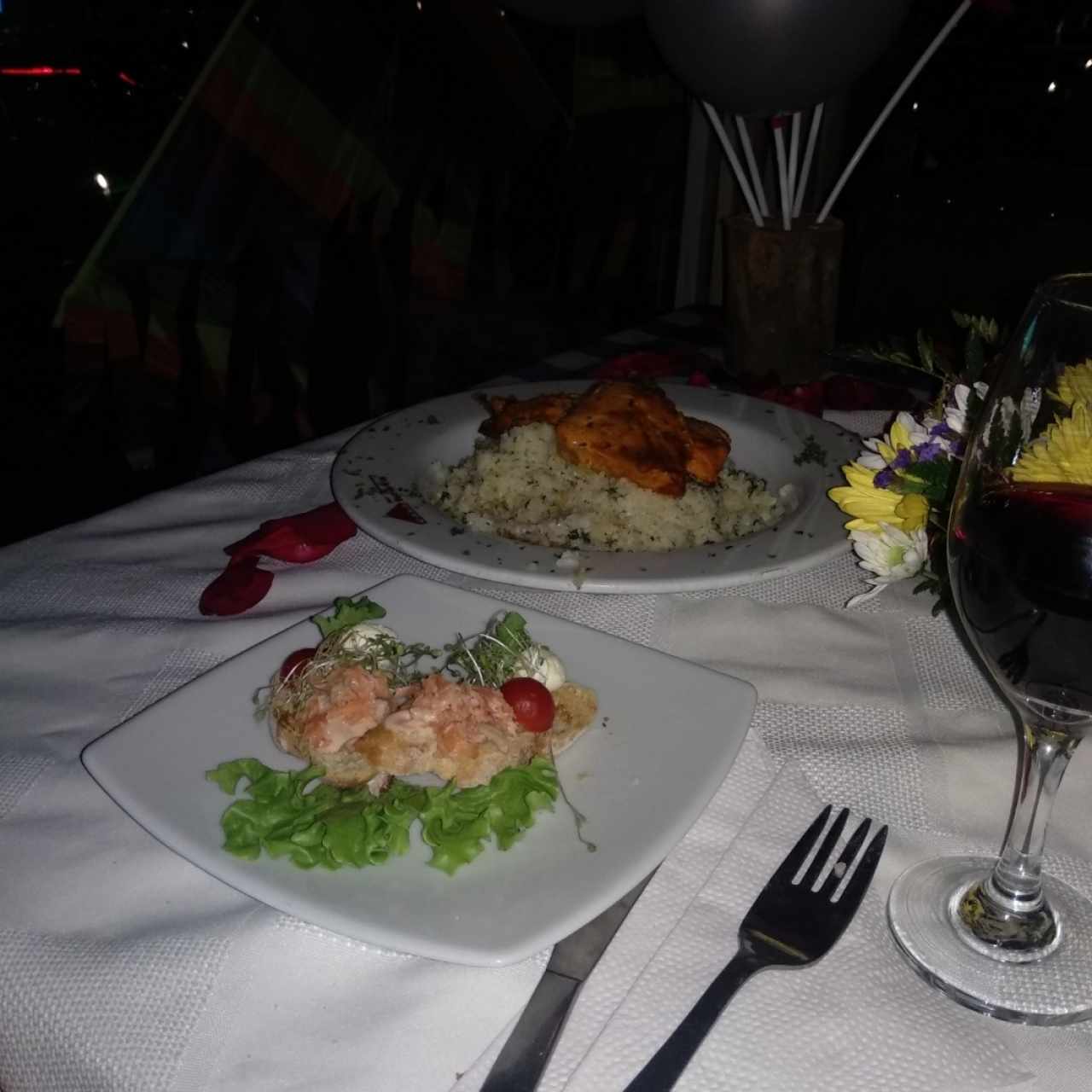 Canapés de Trucha Ahumada