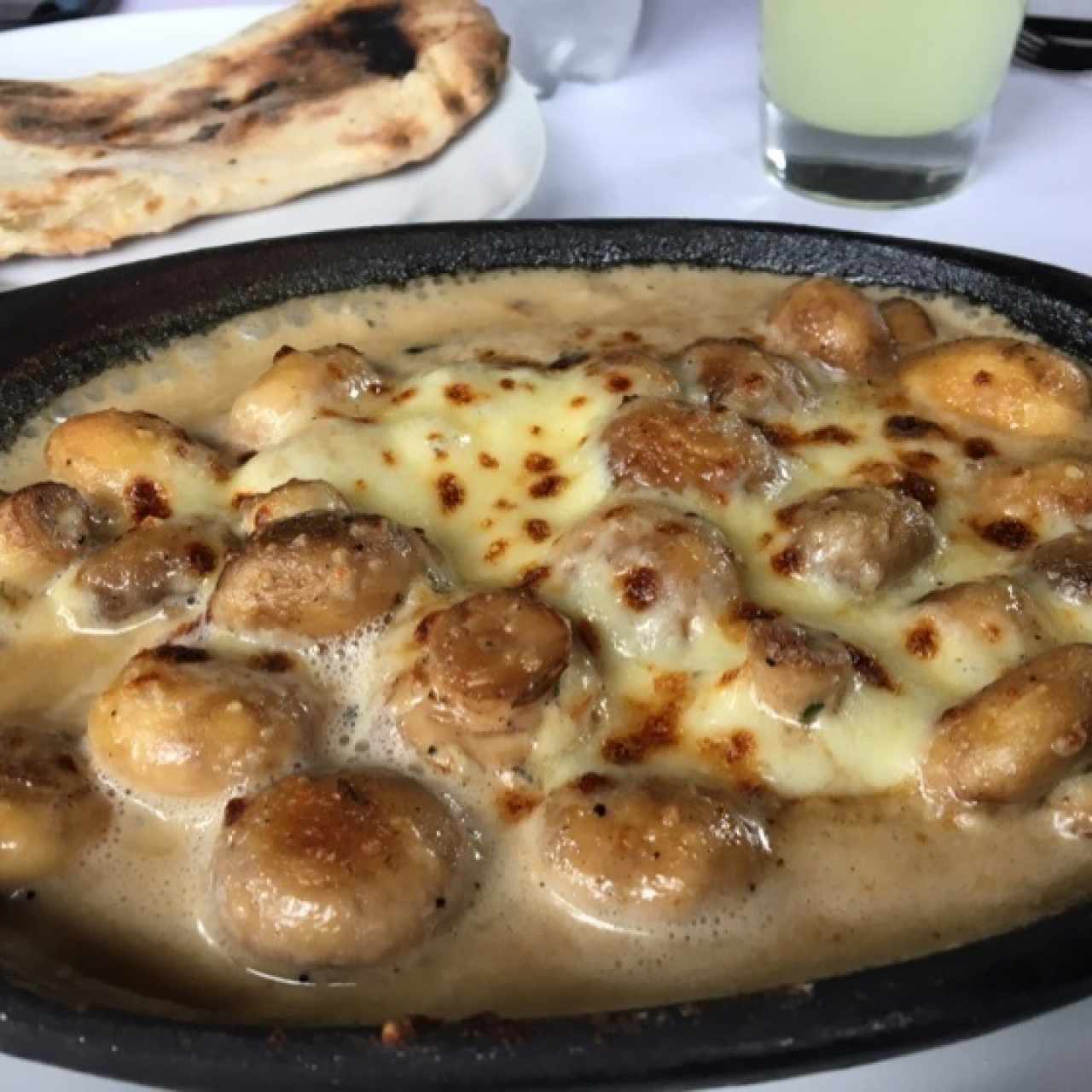 champiñones gratinados - entrada