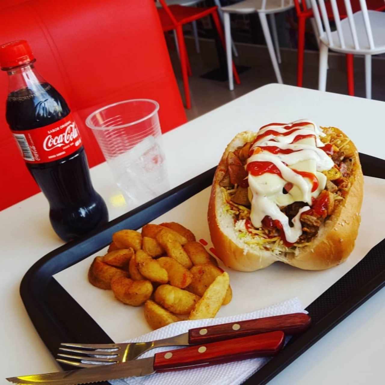 perro gigante salvaje en combo