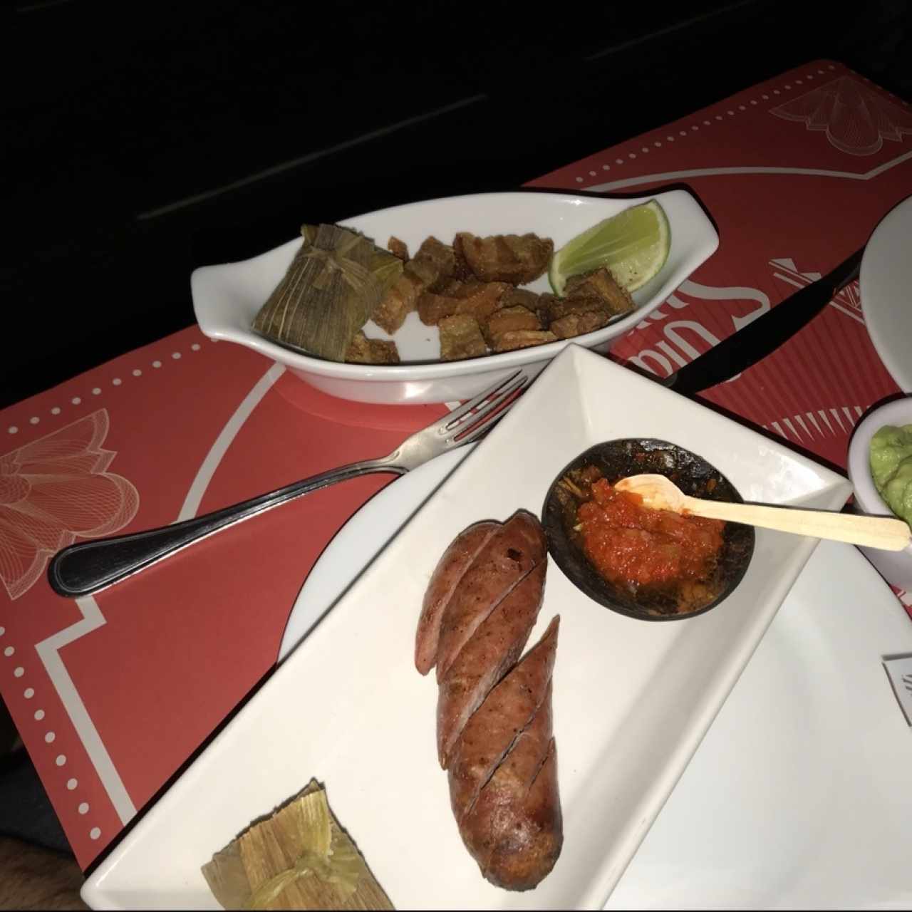 Chorizos y Chicarrones 