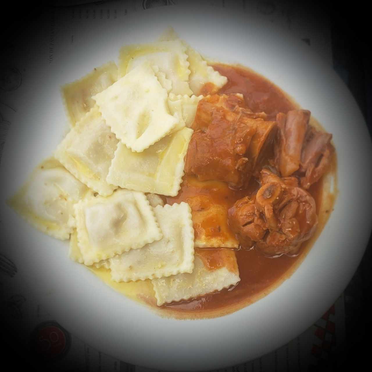 Ossobuco con Ravioli de Chorizo 