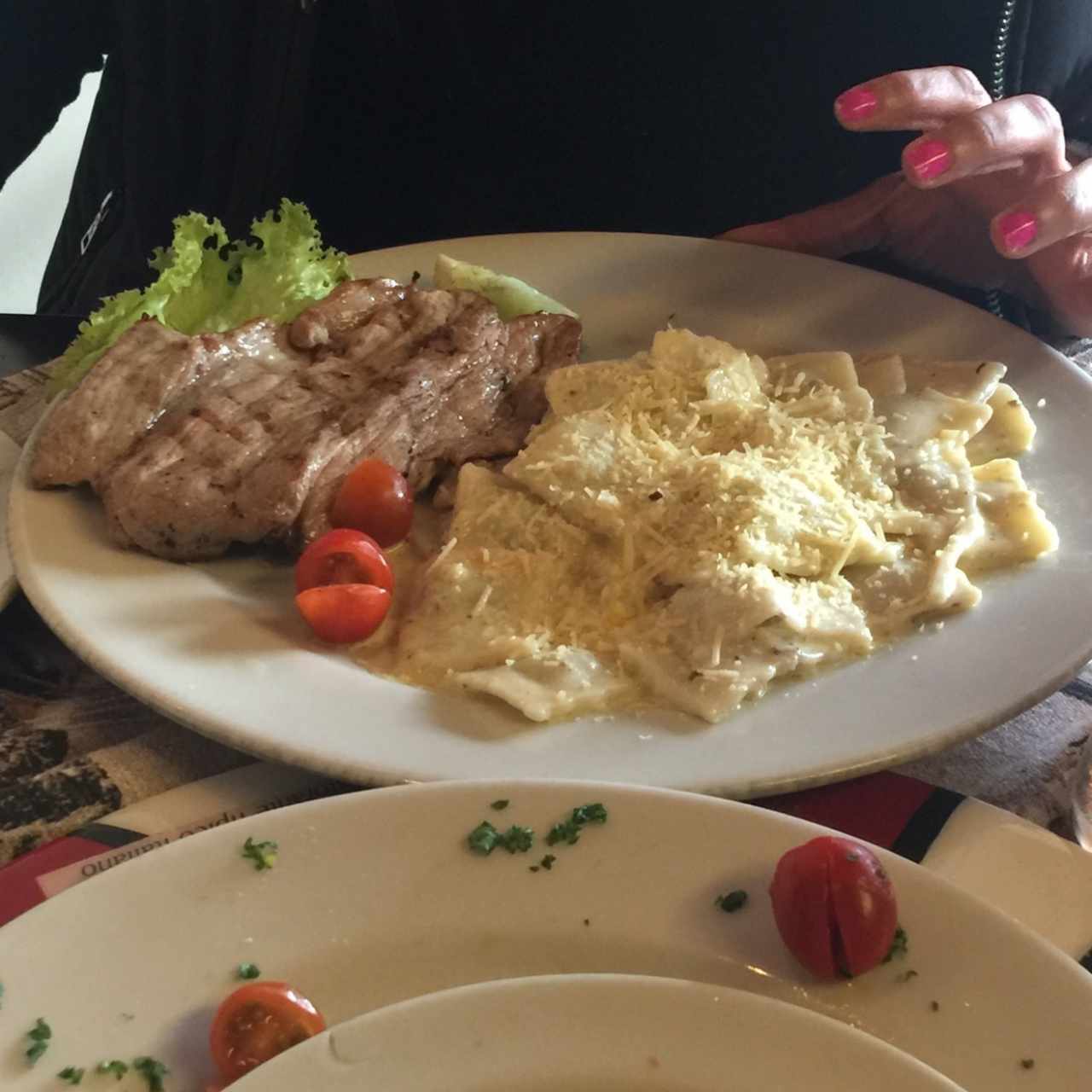 ravioli 4 formaggi y ternera 