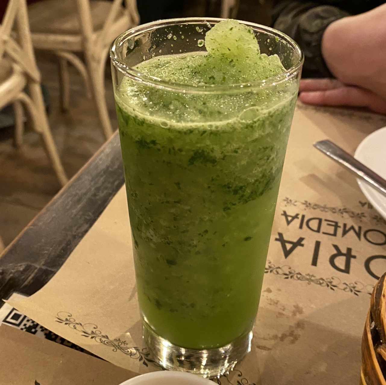 Limonada de hierbabuena 