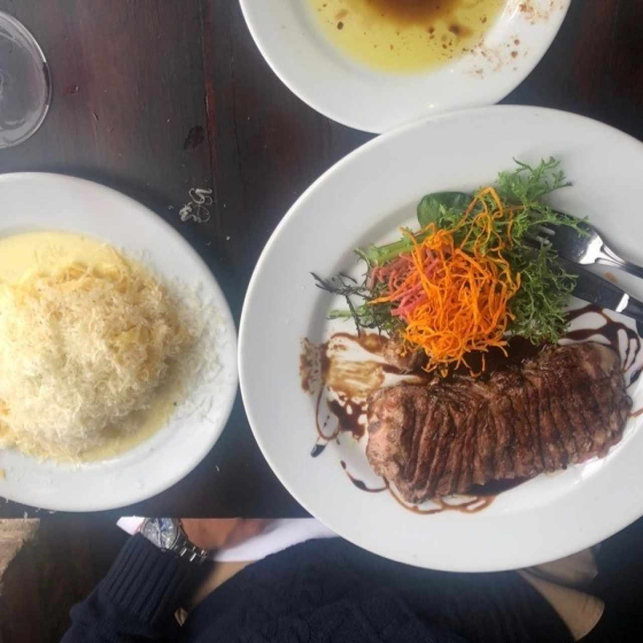Tagliata con fettuccine