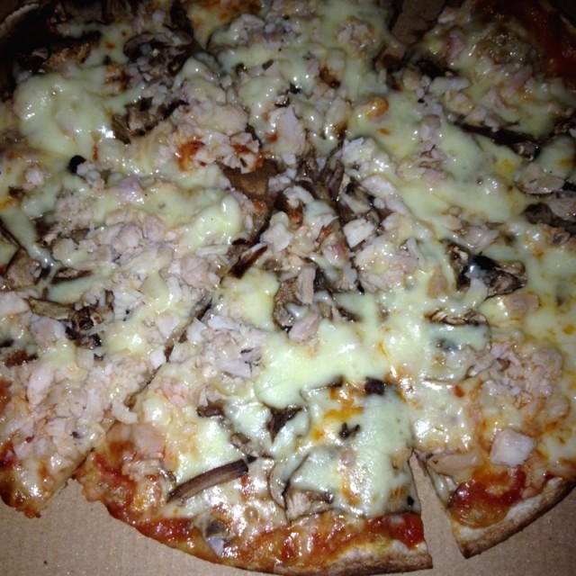 Pizza Fit de Pollo y champiñon