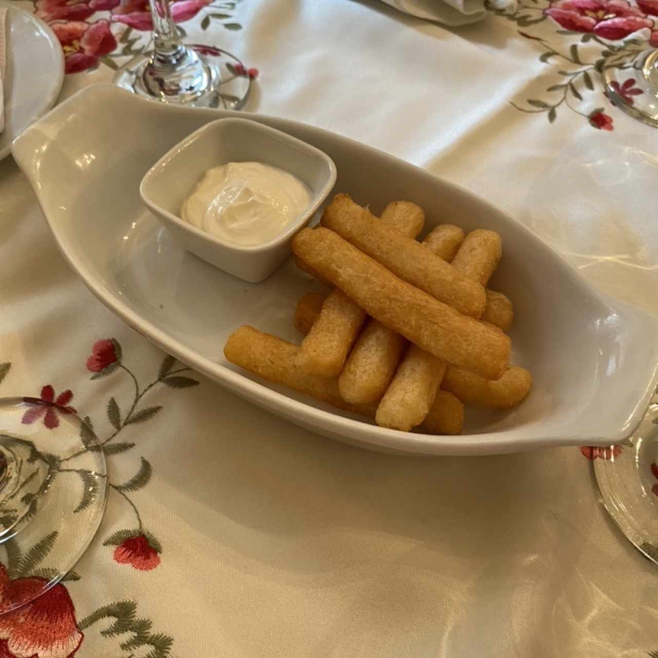 Yuca con suero