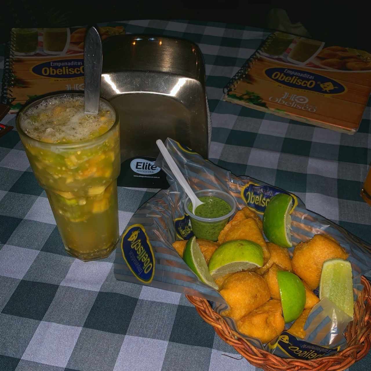 lulada y empanaditas