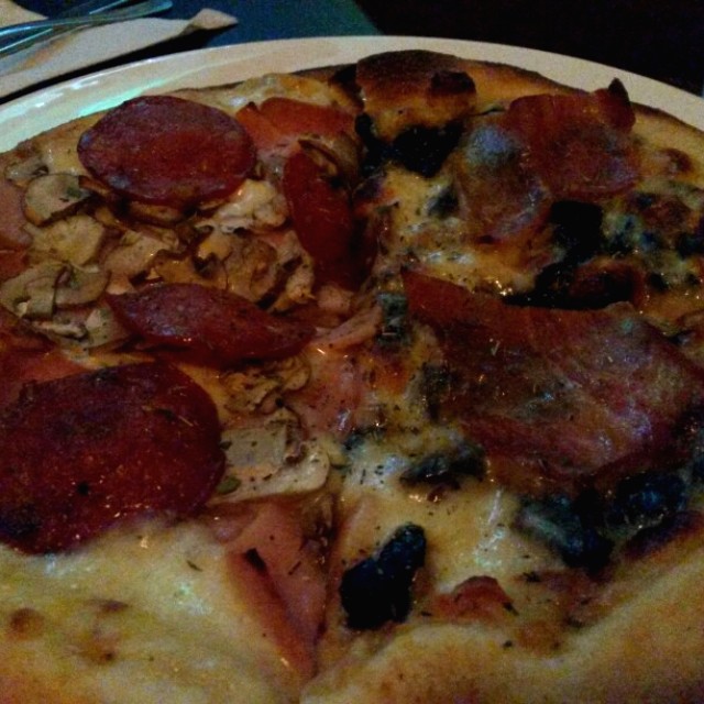 Pizza personal de 5 ingredientes