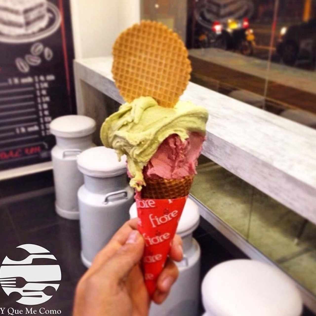 cono de pistacho y uva 