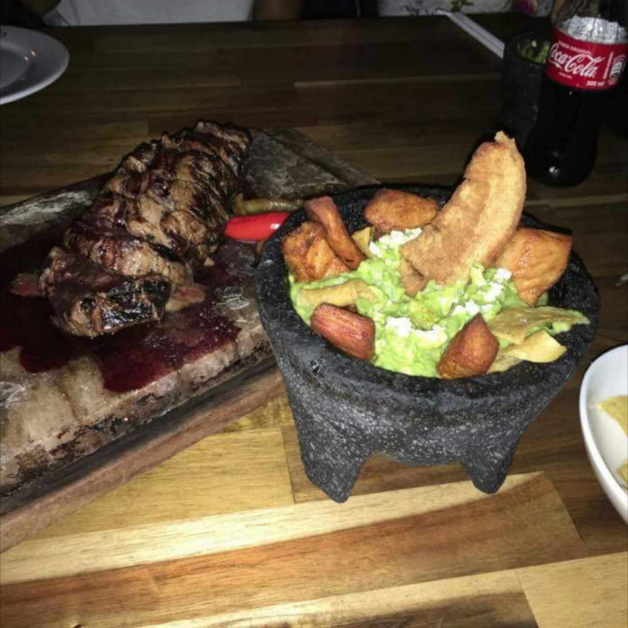 Lomo al Mezcal Cantina la 15