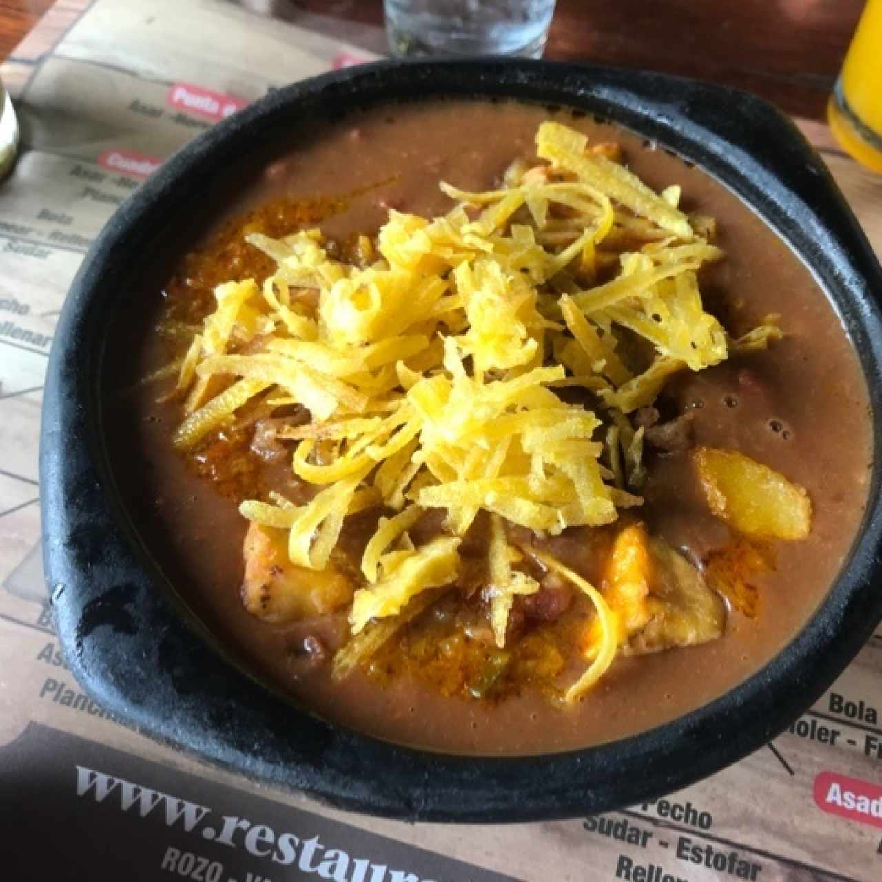 cazuela de frijoles
