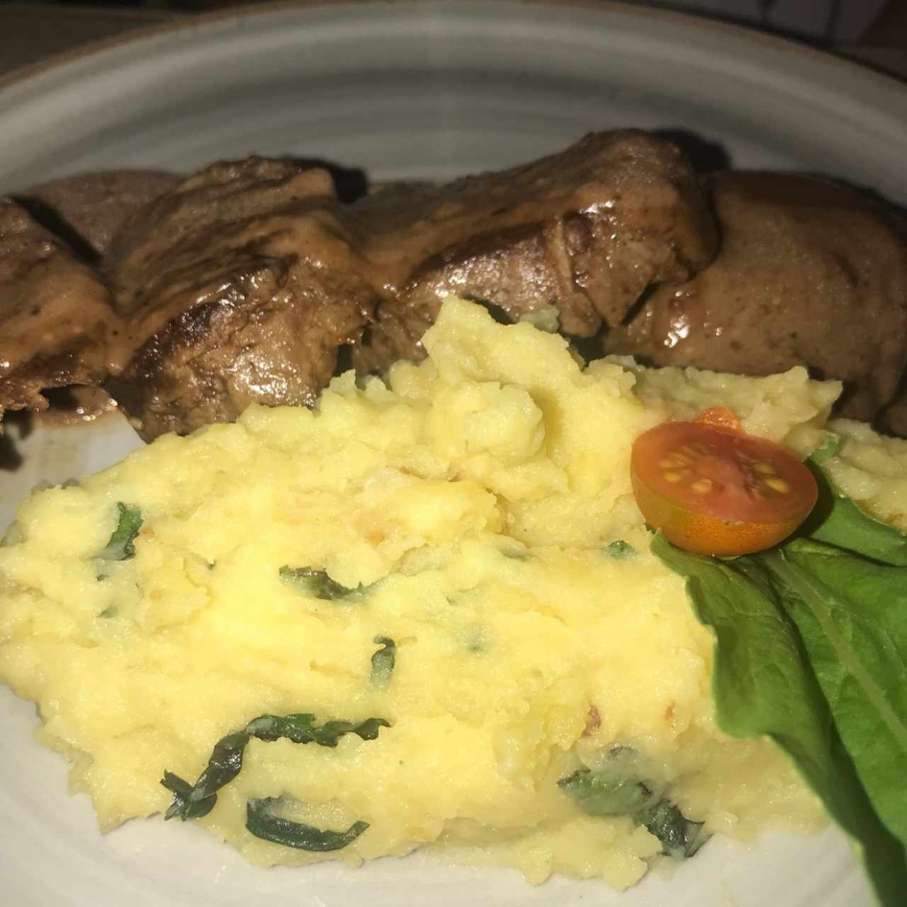 Lomo a la provenzal. 