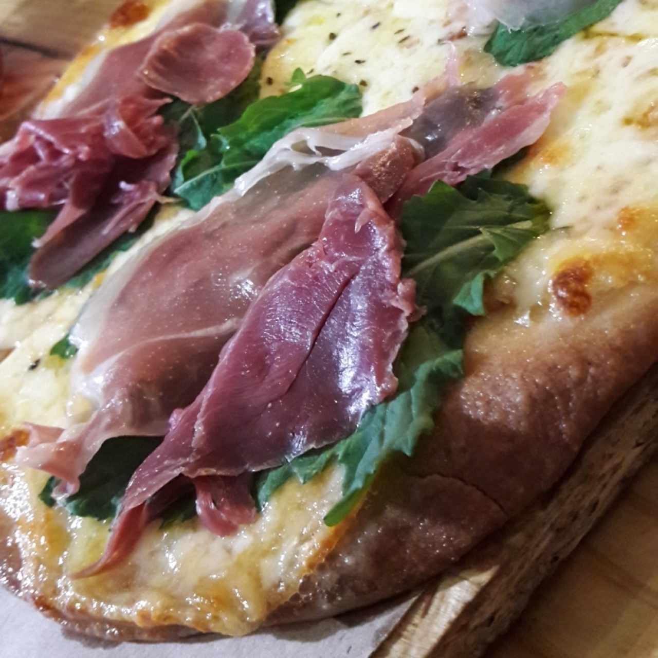 Pizza Jamon Serrano