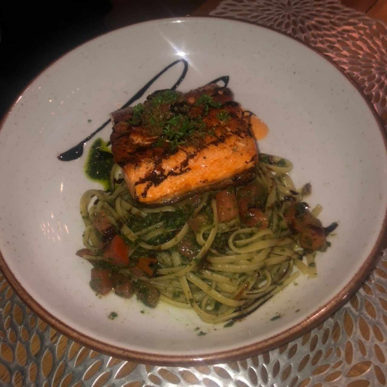 salmon almoesto
