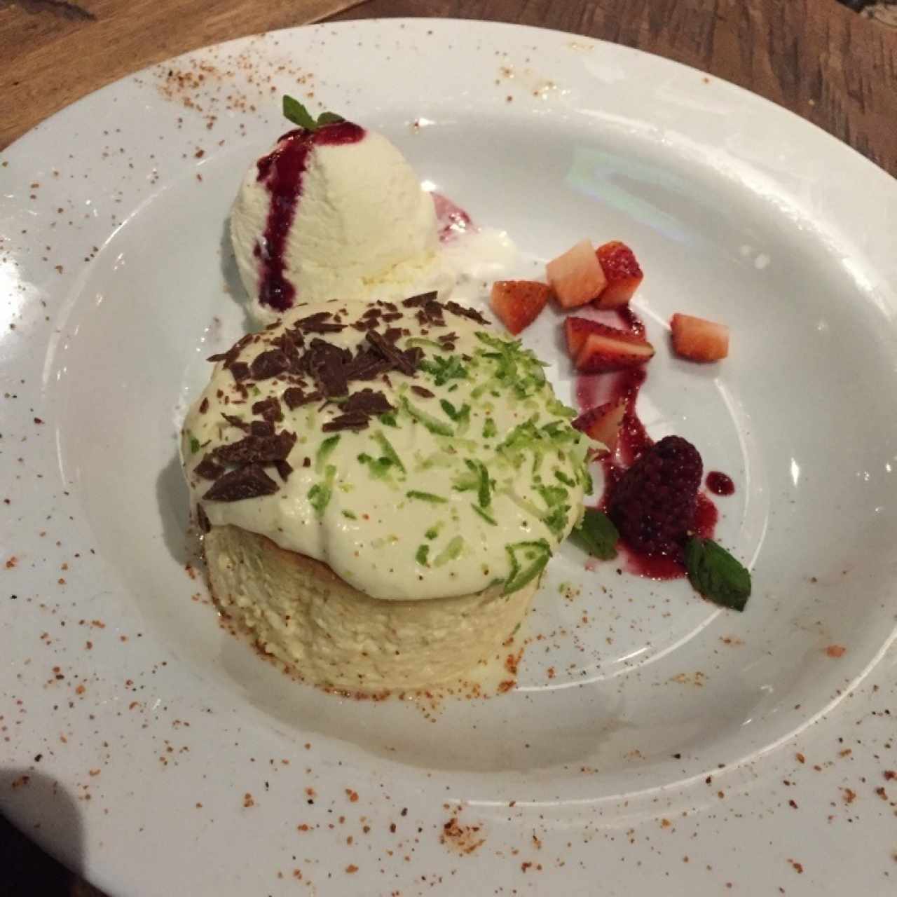 postre 3 lechea con helado 