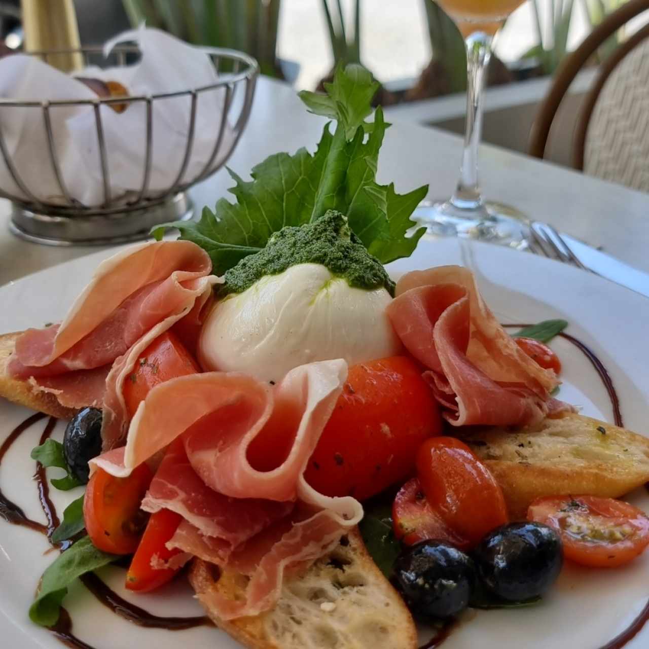 burratta con extra de prosciutto