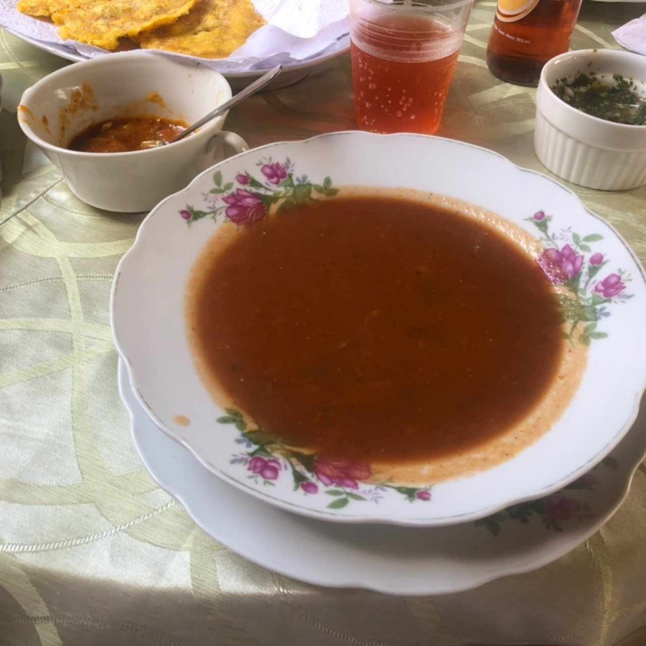 pollo es su salsa