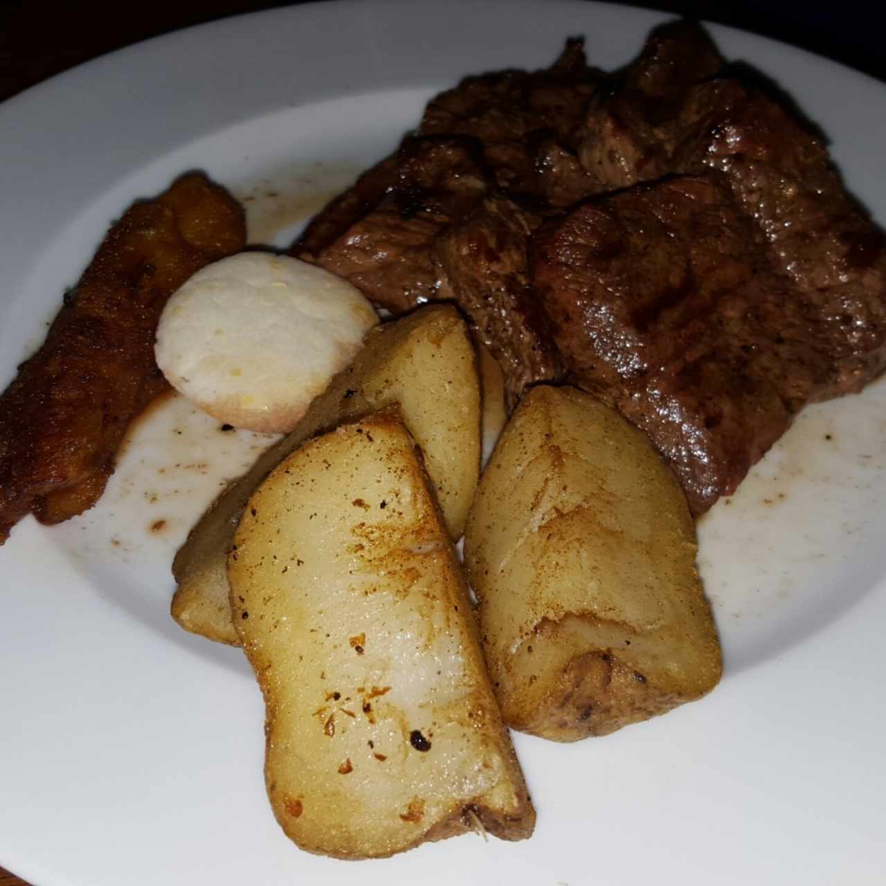Trío toro rojo